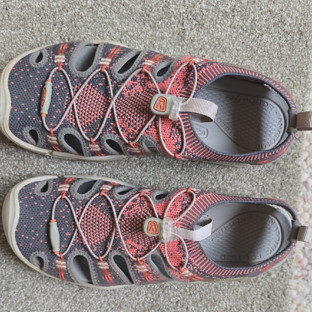 Gray and Pink Outdoor Sandals
